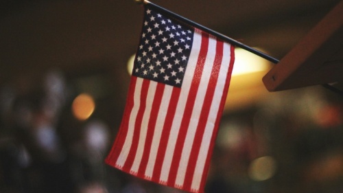 Uma bandeira dos Estados Unidos.