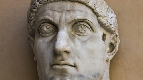 Cabeça do Colosso de Constantino, Roma