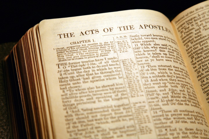 Porque é que o Mandamento do Sábado não é repetido no Novo Testamento?