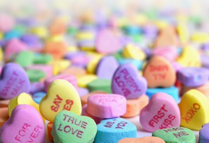 Doces em formato de coração para o Dia dos Namorados.