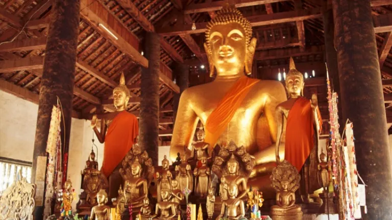 Estátuas de Buda.