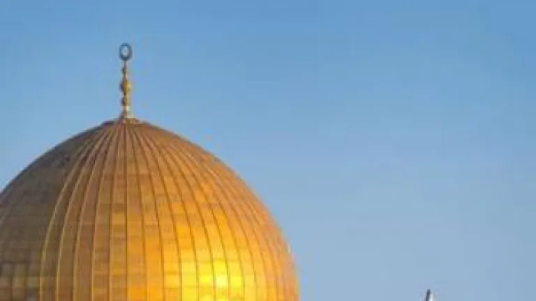 Por que um Confronto Mundial entre as civilizações ocidental e islâmica?