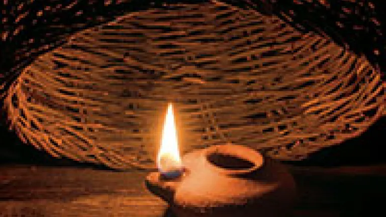 lamp under basket