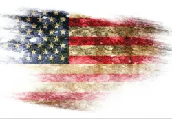 Uma bandeira rasgada dos Estados Unidos.